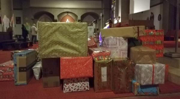 gaudete-packerl-wien-geschenke-600x329.jpg