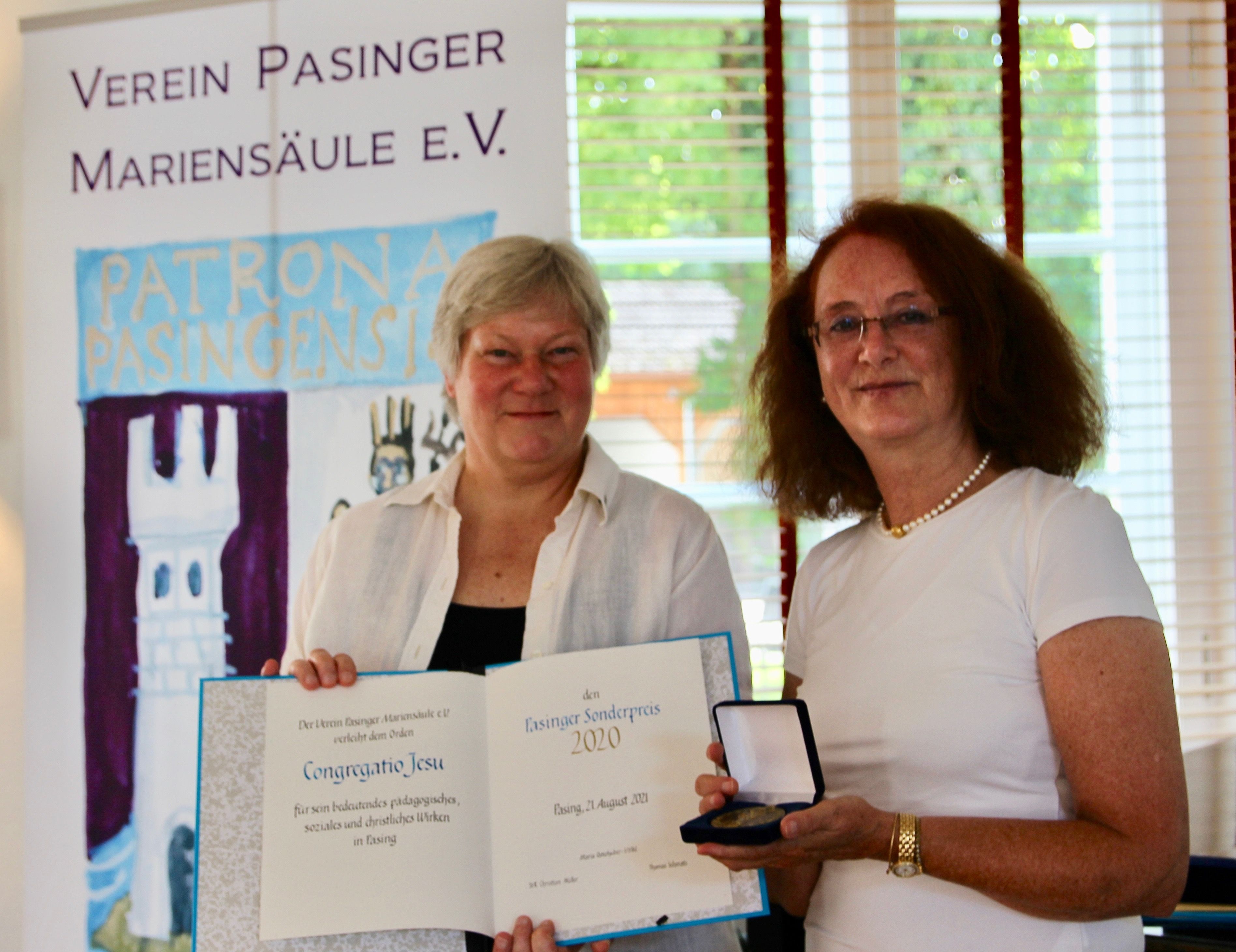 Pasinger-Kunstpreis_urkundenuebergabe.jpg