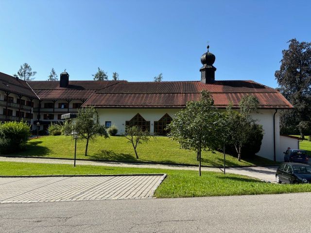 Der Eingang zum Senioren- und Pflegeheim St. Hildegard
