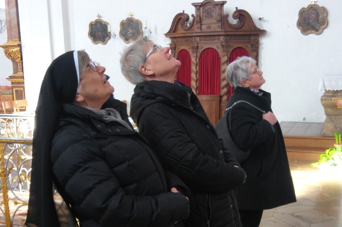 oberinnenkonferenz-kirchenfuehrung.jpg