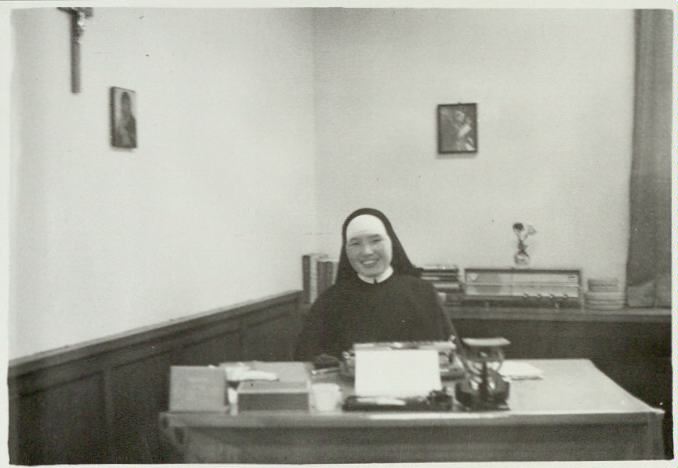 SrE.Arbeitsbeginn-als-Oberin-in-Seoul_1965.jpg