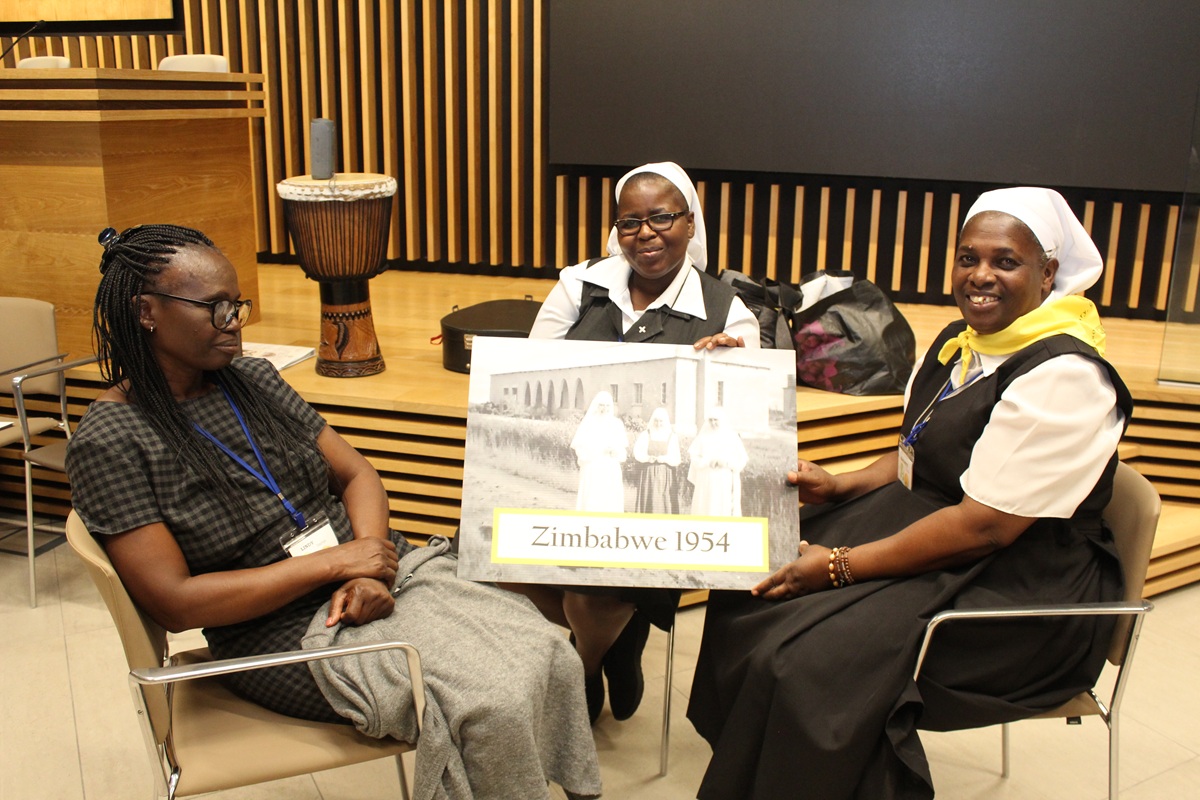 Eine der jüngeren Gründungen.JPG