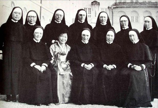 Die ersten Schwestern der Congregatio Jesu in Korea