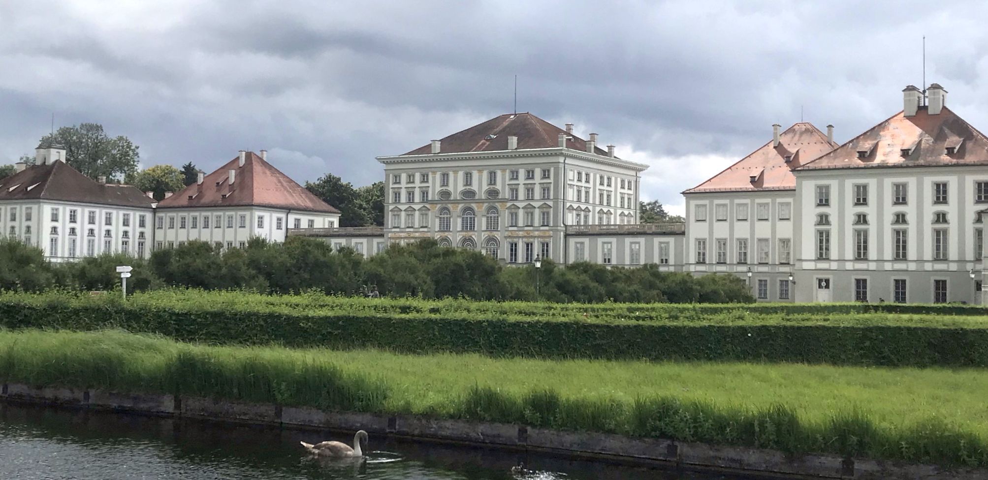 nymphenburg_schloss.jpg