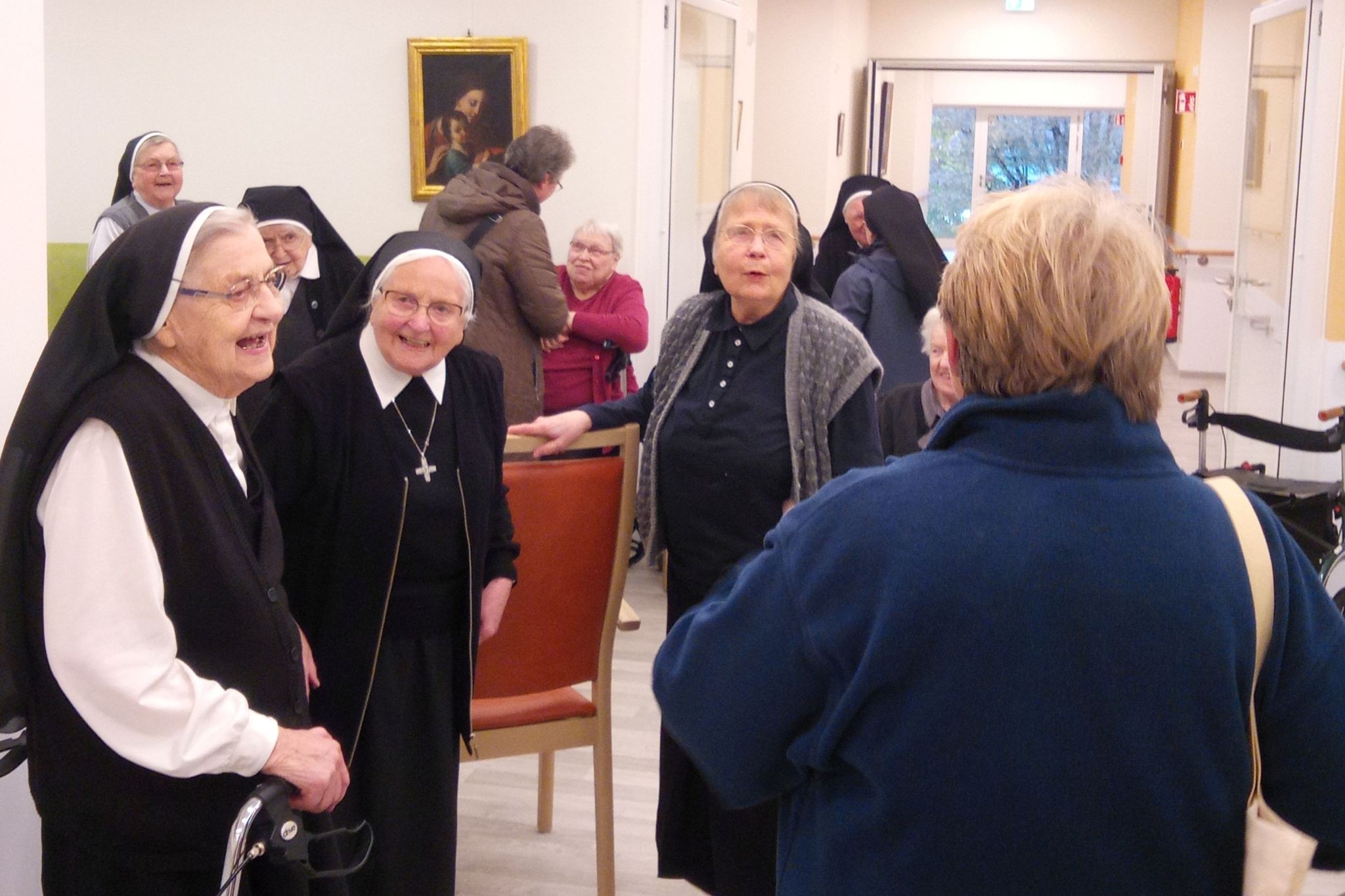 oberinnenkonferenz-besuch-alte-mitschwestern.jpg