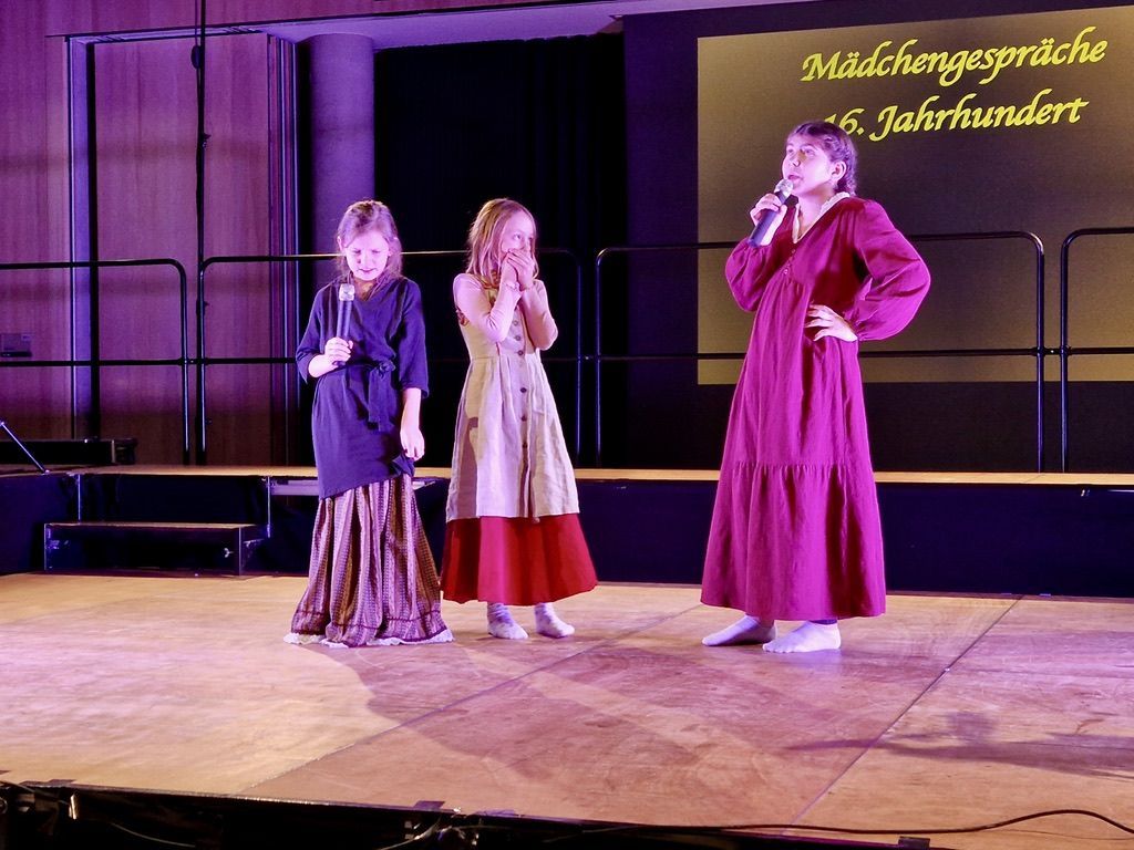 mary-ward-musical-nuernberg-darstellerinnen-kinder.jpg