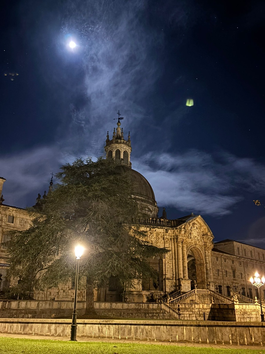 WhatsApp Image 2025-11-07 at 09.30.49.jpeg