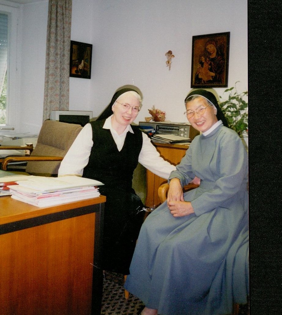 SrRenataLauber_und-SrE._Besuch-in-Regensburg.jpg