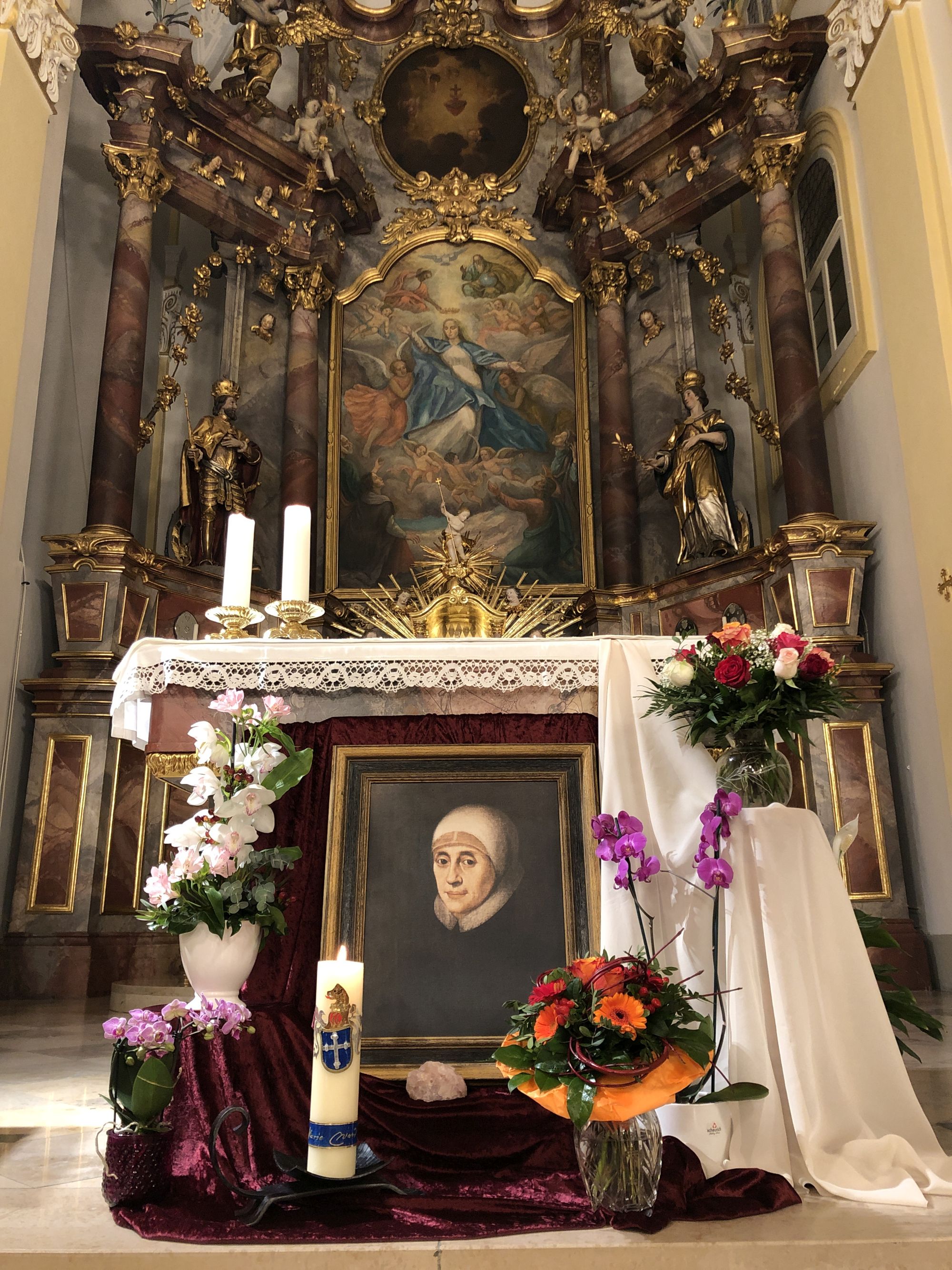 Altar der Institutskirche in Bamberg